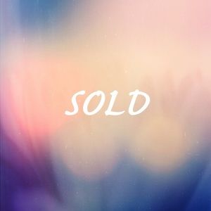 Sold below here ❤️